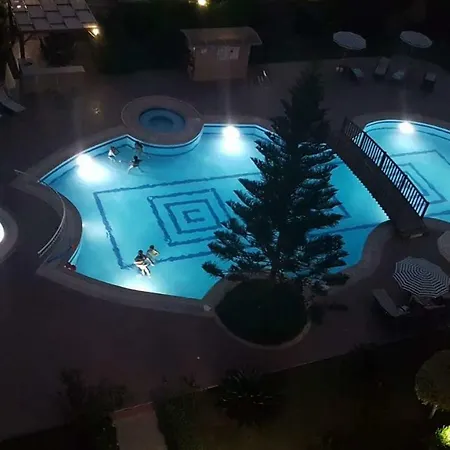 Kestel Lux Seaside Apartamento *